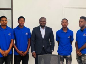 Estudantes de Electricidade Industrial do ITEC criam empresa e iniciam projetos no mercado